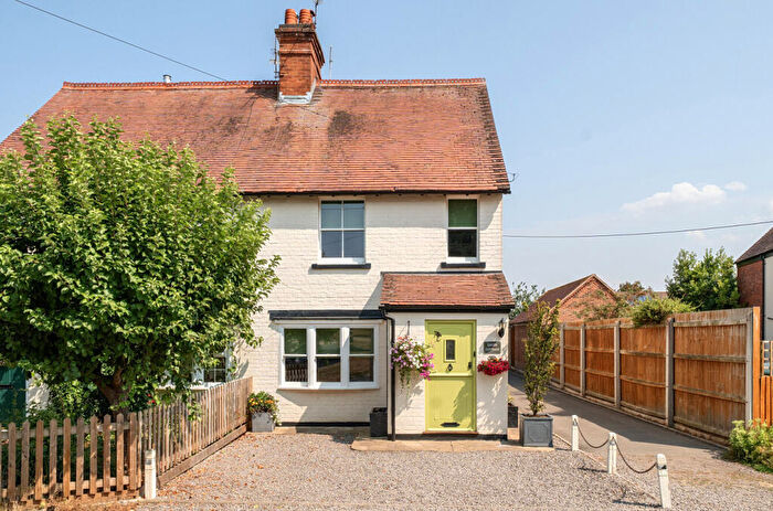 4 Bedroom Semi-Detached House For Sale In Twyning Green, Twyning, Tewkesbury, GL20