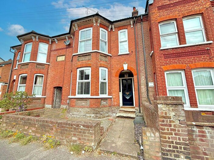 3 Bedroom Terraced House For Sale In King Street, Dunstable, LU5