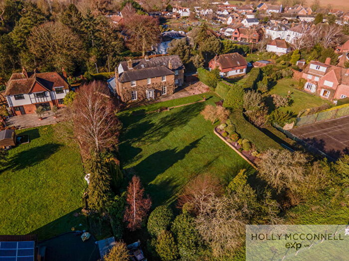 6 Bedroom Detached House For Sale In Alice Dene, Swanley Village, BR8