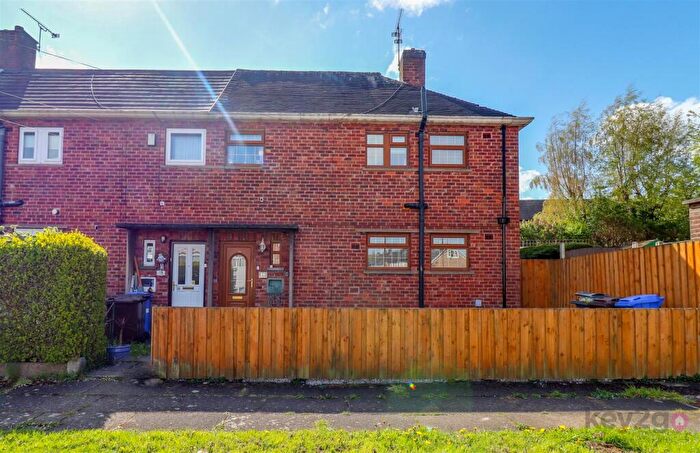 3 Bedroom End Of Terrace House For Sale In Jaunty Avenue, Sheffield, S12