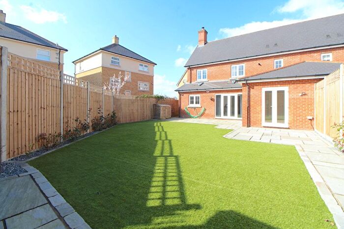 3 Bedroom Property To Rent In De Paul Way, Brentwood, CM14