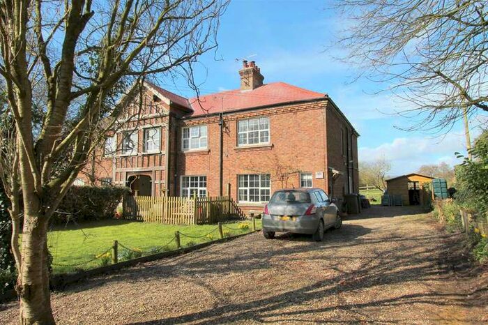 2 Bedroom Semi-Detached House For Sale In Bridge Cottages, How Caple, Nr Ross-on-wye, HR1