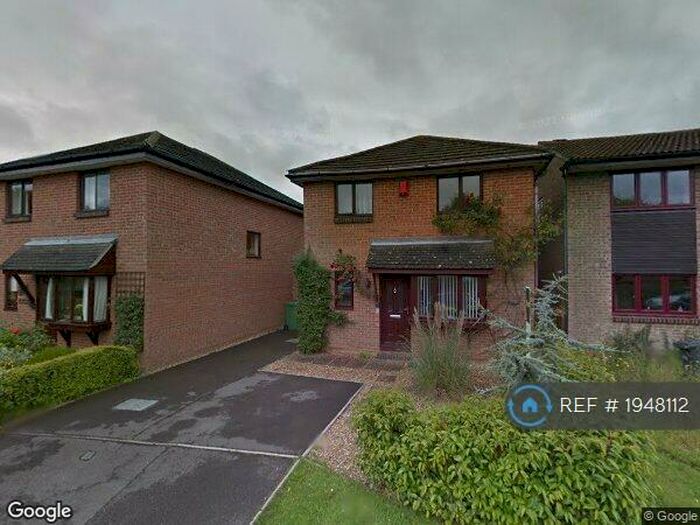 4 Bedroom Detached House To Rent In Cranford Gardens, Chandler's Ford, Eastleigh, SO53