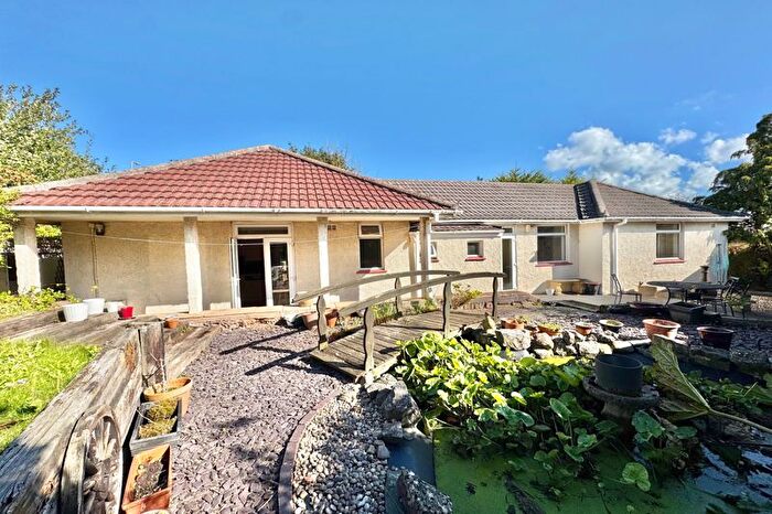 4 Bedroom Detached Bungalow For Sale In Ebdon Road, Weston-Super-Mare - No Onward Chain, BS22