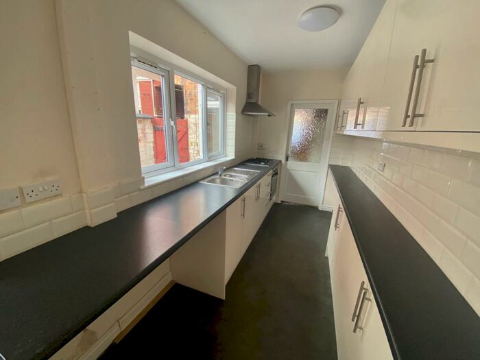 3 Bedroom Terraced House To Rent In Coral Street, Leicester, LE4