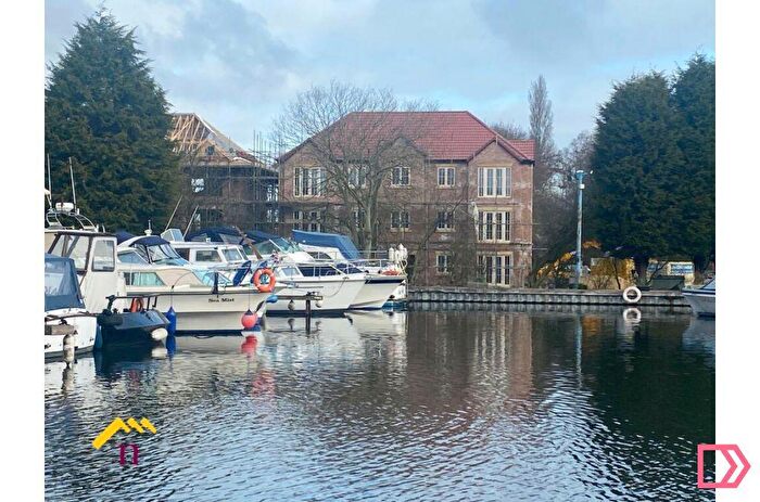 2 Bedroom Flat To Rent In The Moorings, Thorne, Doncaster, S. Yorkshire, DN8