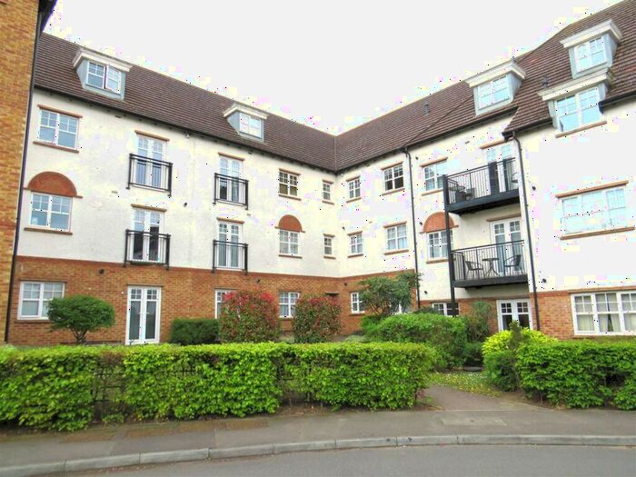 2 Bedroom Apartment To Rent In Wissen Drive, Letchworth Garden City, SG6