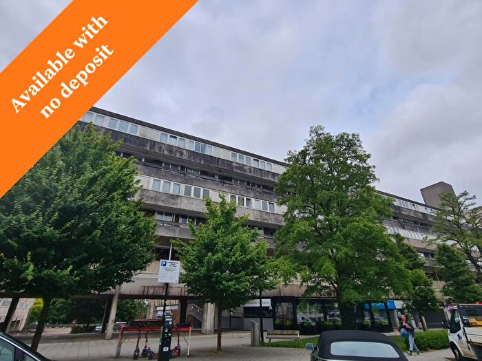 2 Bedroom Flat To Rent In Commercial Road, Southampton, Hampshire, SO15