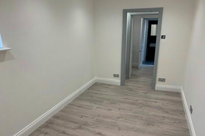 Studio To Rent In Beresford Drive, Woodford Green, IG8