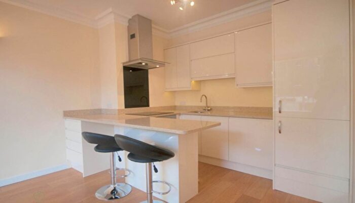 1 Bedroom Flat To Rent In Hallam Street, London, W1W
