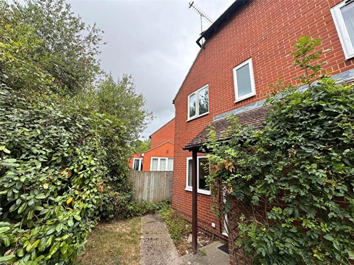 1 Bedroom Maisonette To Rent In Warnsham Close, Lower Earley, Reading, Berkshire, RG6