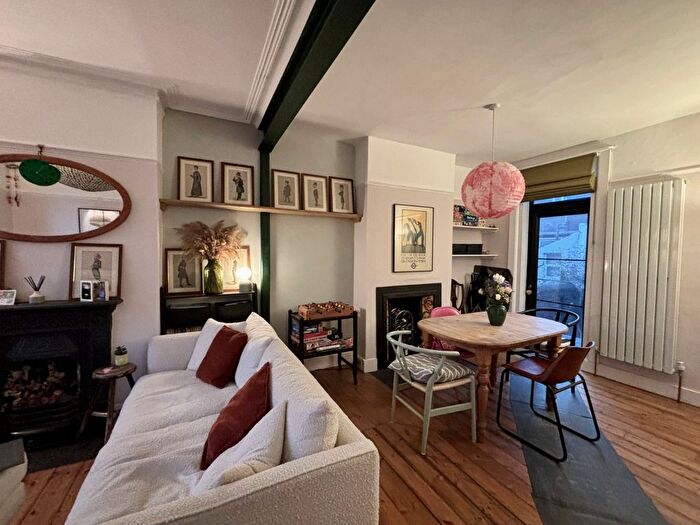 3 Bedroom Terraced House To Rent In Coronation Street, Brighton, BN2