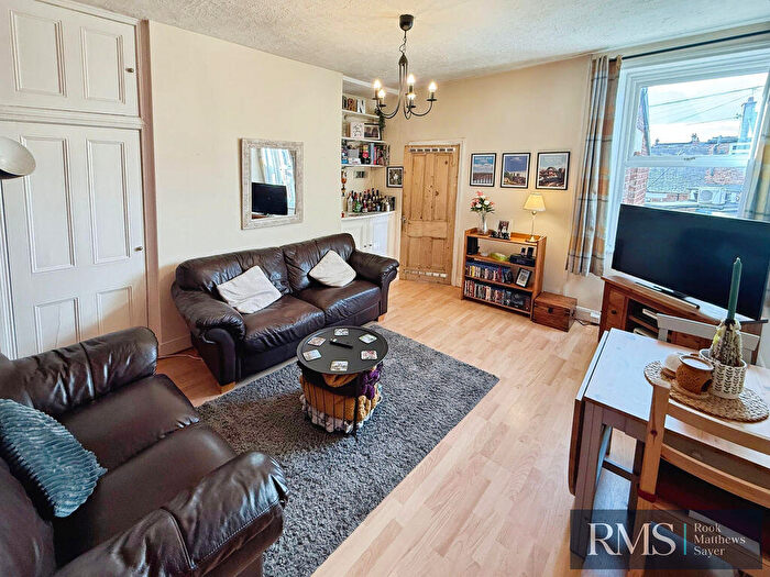 2 Bedroom Flat For Sale In Ashfield Road, Newcastle Upon Tyne, NE3