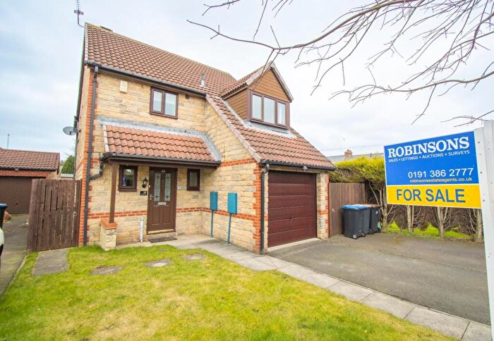 4 Bedroom Detached House For Sale In St Cuthberts Walk, Langley Moor, Durham, DH7