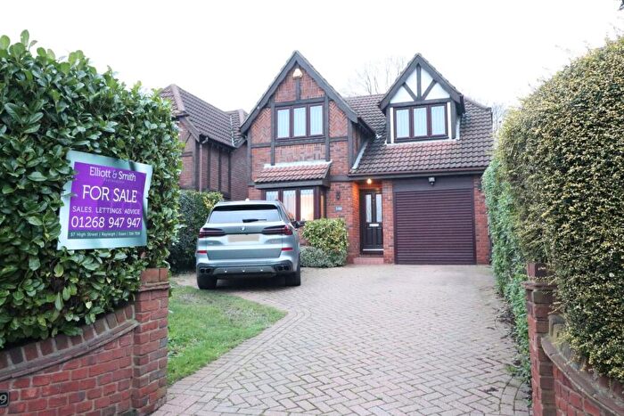 5 Bedroom Detached House For Sale In Hockley Road, Rayleigh, SS6