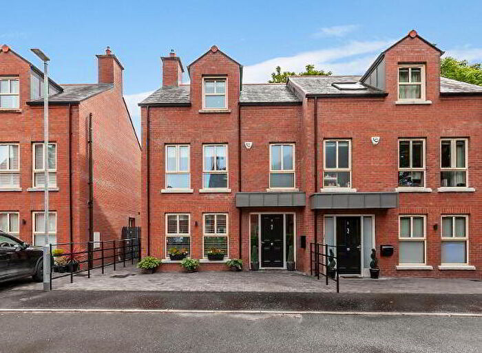 3 Bedroom Semi-Detached House For Sale In Montpelier Park, Belfast, BT9
