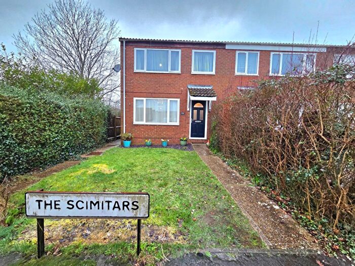 3 Bedroom End Terrace House To Rent In The Scimitars, Fareham, PO14