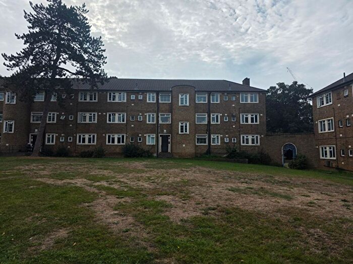 2 Bedroom Flat To Rent In Forty Avenue, Wembley, HA9