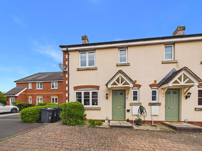 3 Bedroom Semi Detached House For Sale In St. Josephs Way, Lyneham, Chippenham, Wiltshire, SN15