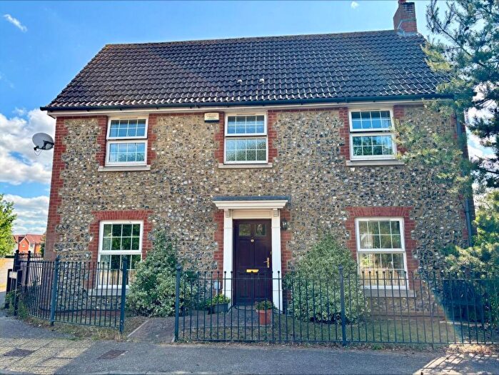 4 Bedroom Detached House For Sale In Harebell Road, Red Lodge, IP28