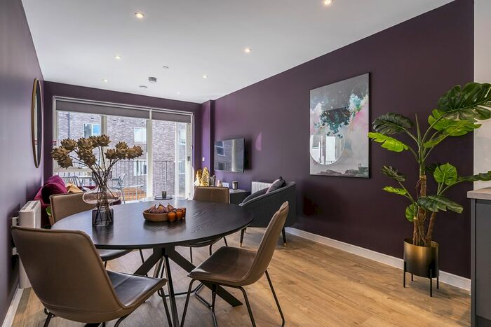 2 Bedroom Flat To Rent In Kooky Bishops Stortford, Sextons Road Bishops Stortford, CM23