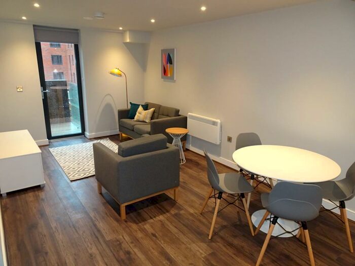 2 Bedroom Apartment To Rent In Moreton House, Moreton Street, B1