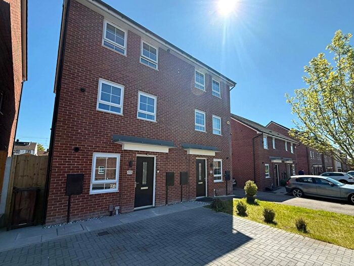 3 Bedroom Detached House For Sale In Stratford Drive, Prescot, Merseyside, L34