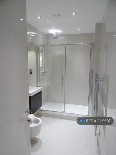 2 Bedroom Flat To Rent In Alpha Court, Harrow, HA1