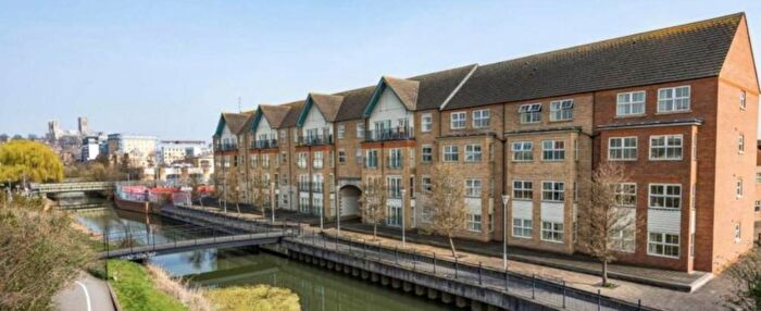 2 Bedroom Flat To Rent In Riverside Drive, Lincoln, LN5