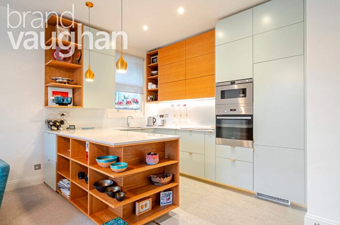 1 Bedroom Flat To Rent In Fourth Avenue, Hove, East Sussex, BN3