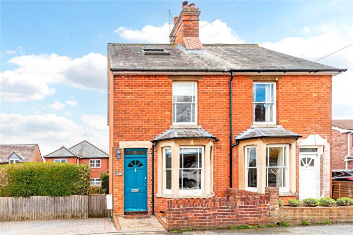 3 Bedroom Semi Detached House For Sale In Prospect Road, Hungerford, Berkshire, RG17