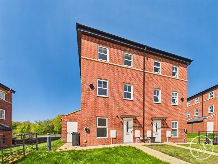 2 Bedroom Terraced House To Rent In Kirkham Crescent, Leeds, LS14