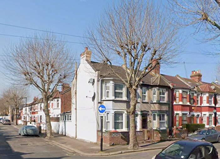 4 Bedroom Terraced House To Rent In Poulett Road, London, E6