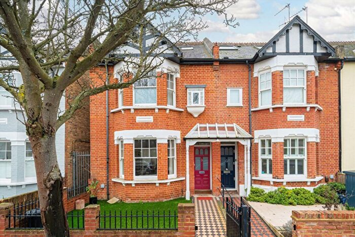 4 Bedroom Semi Detached House To Rent In Amyand Park Road, Twickenham, TW1