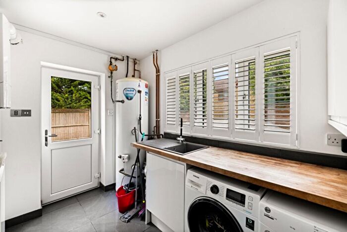 4 Bedroom Detached House For Sale In Canterbury Road, Lydden, Dover, CT15