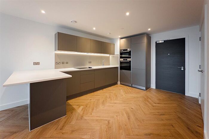 1 Bedroom Apartment To Rent In One Port Street, M1