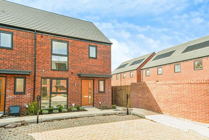 3 Bedroom End Of Terrace House For Sale In Foundry Lane, Chippenham, Wiltshire, SN15