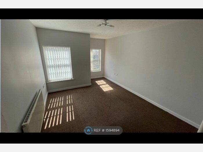 2 Bedroom Flat To Rent In Ampleforth House, Warrington, WA1