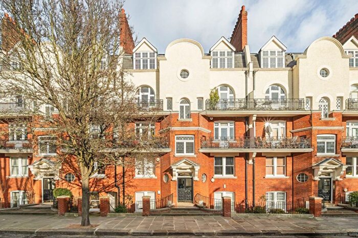 2 Bedroom Flat To Rent In Delaware Road, London, W9