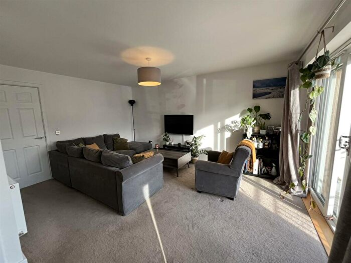 2 Bedroom Apartment For Sale In Thornhill Court, Elgin, IV30