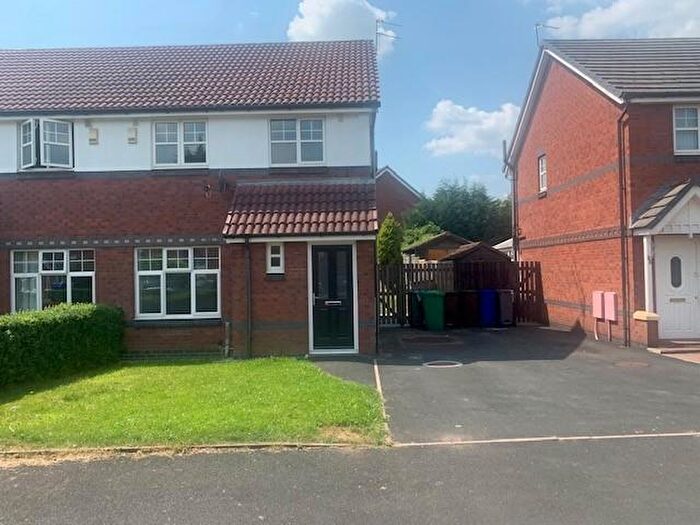 3 Bedroom Semi-Detached House To Rent In Haslington RoadAshway ParkManchester, M22