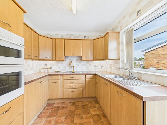 2 Bedroom Semi-detached Bungalow For Sale In St. Lawrence Avenue, Cottingham, HU16