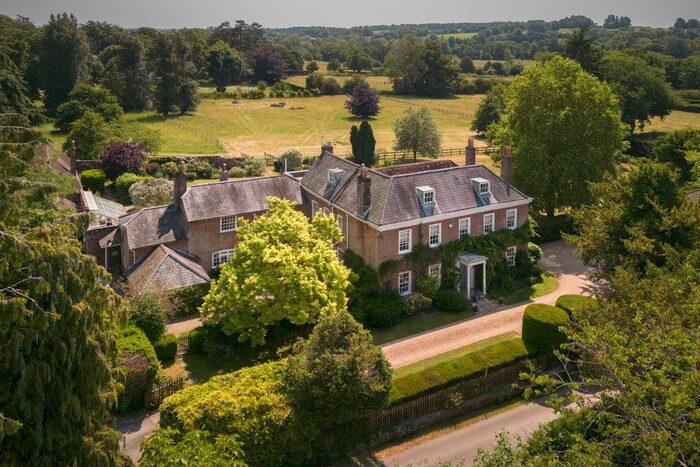 7 Bedroom Detached House For Sale In Lower Chilland Lane, Martyr Worthy, Winchester, Hampshire, SO21