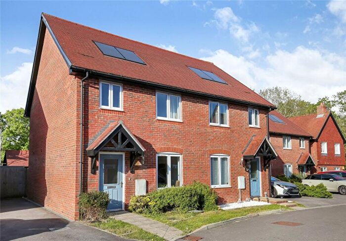 3 Bedroom Semi Detached House For Sale In Badgers Bolt, Colden Common, Winchester, Hampshire, SO21