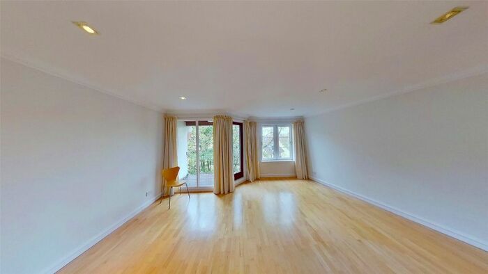 4 Bedroom Detached House To Rent In Belford Mews, Edinburgh, EH4