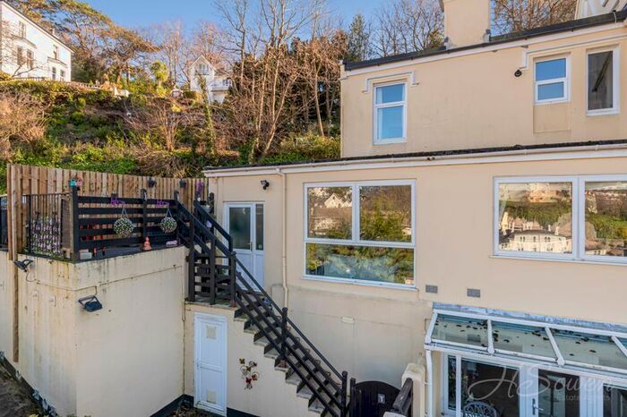 2 Bedroom Flat To Rent In Lower Woodfield Road, Torquay, TQ1