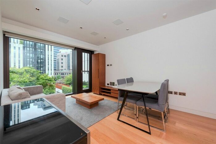 1 Bedroom Flat To Rent In Roman House, Wood Street, London Wall, EC2Y