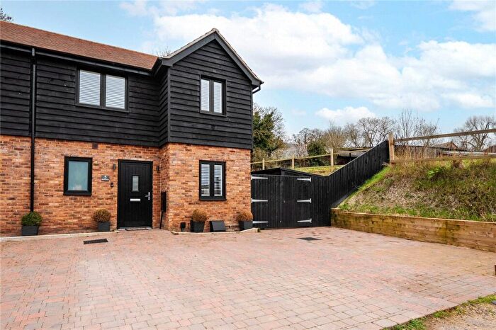 3 Bedroom End Of Terrace House To Rent In Sewell Springs, Sewell Lane, Sewell, Bedfordshire, LU6