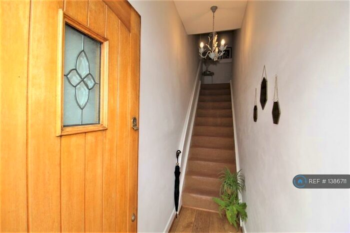 1 Bedroom Flat To Rent In Heathbank Road, Stockport, SK3