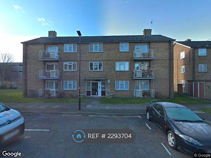 2 Bedroom Flat To Rent In Chiswick, London, W4